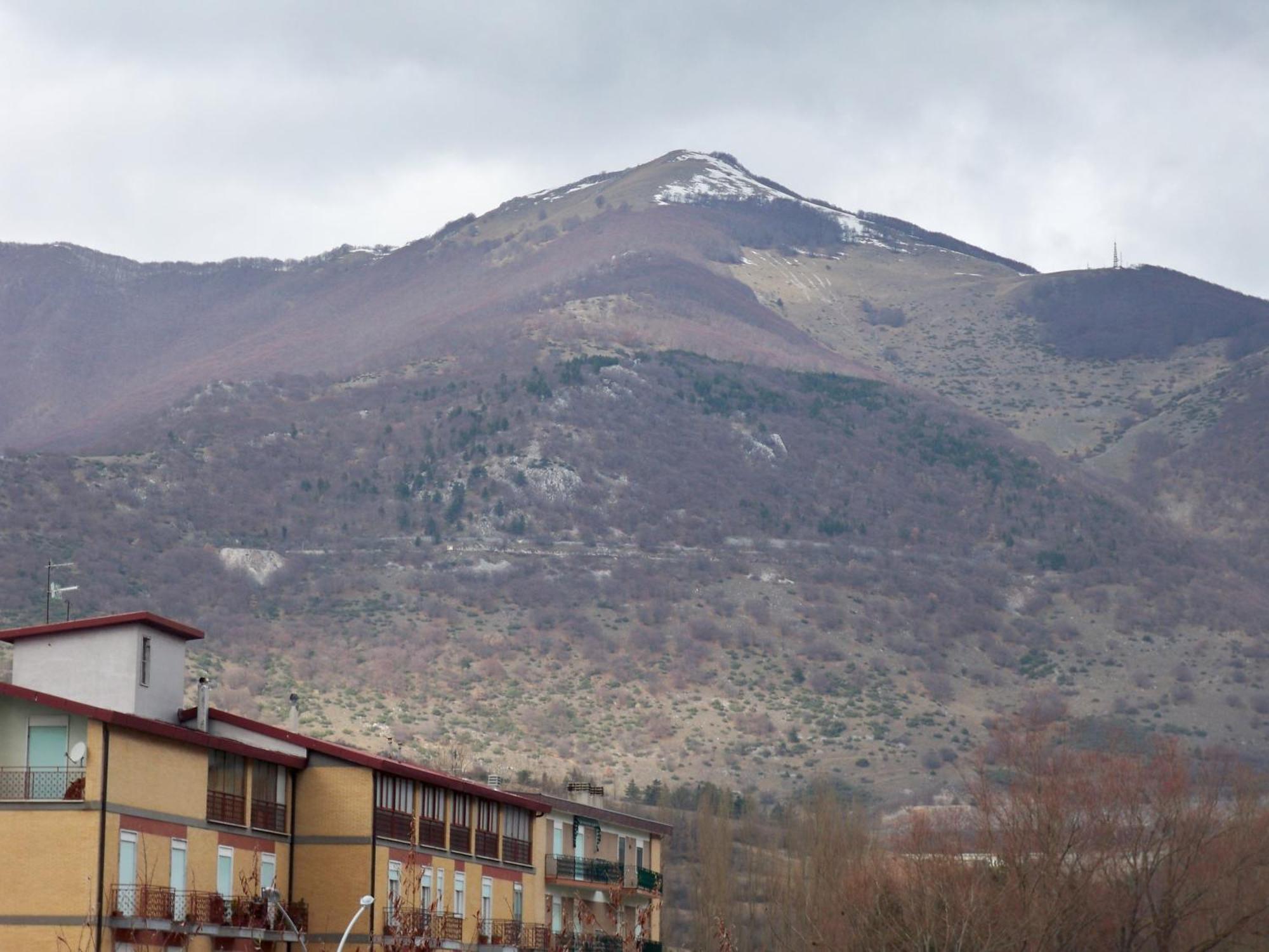 Albergo Corradetti Castel Di Sangro Bagian luar foto
